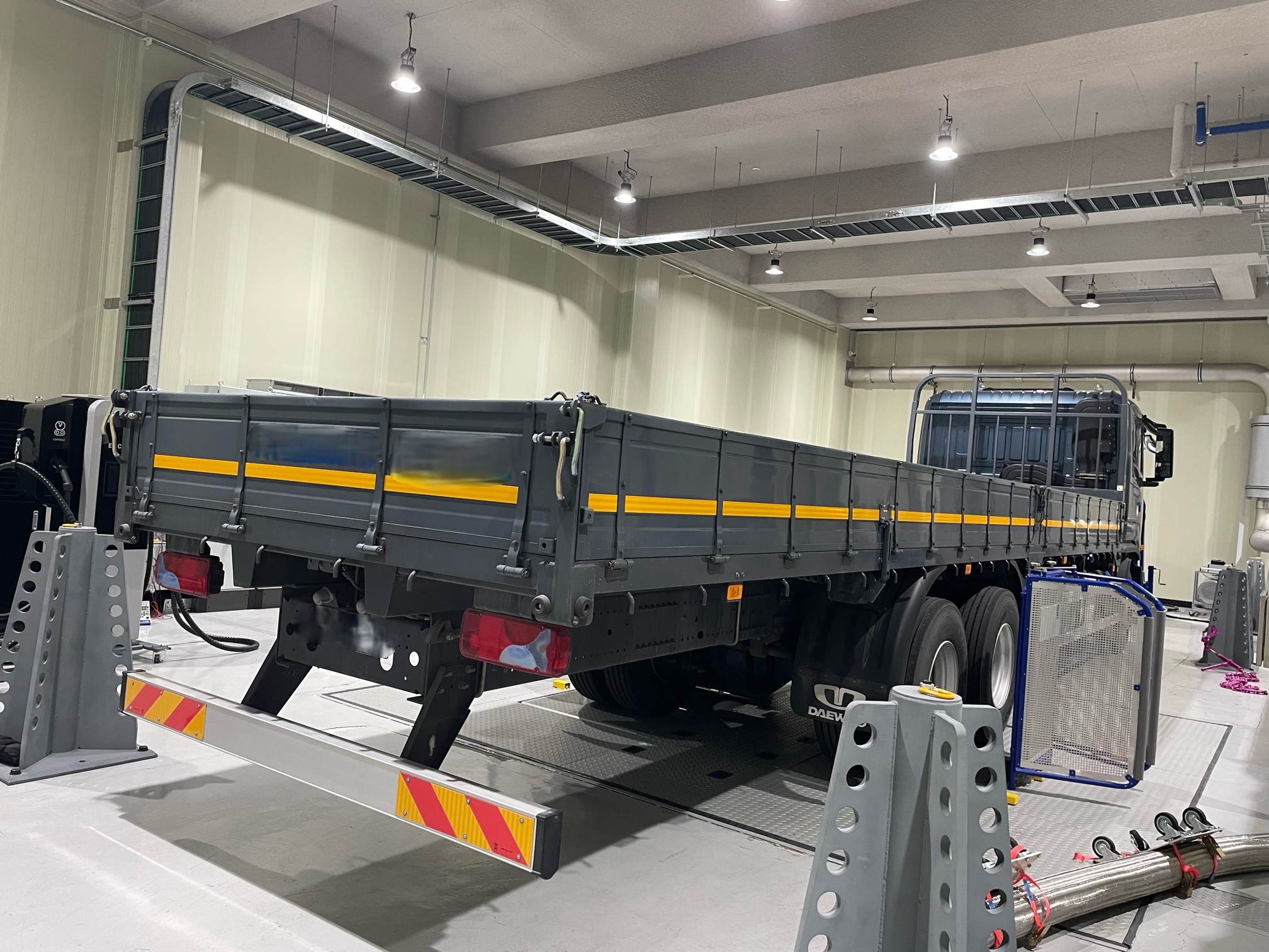 대형차 시험실 (고도화) 이미지