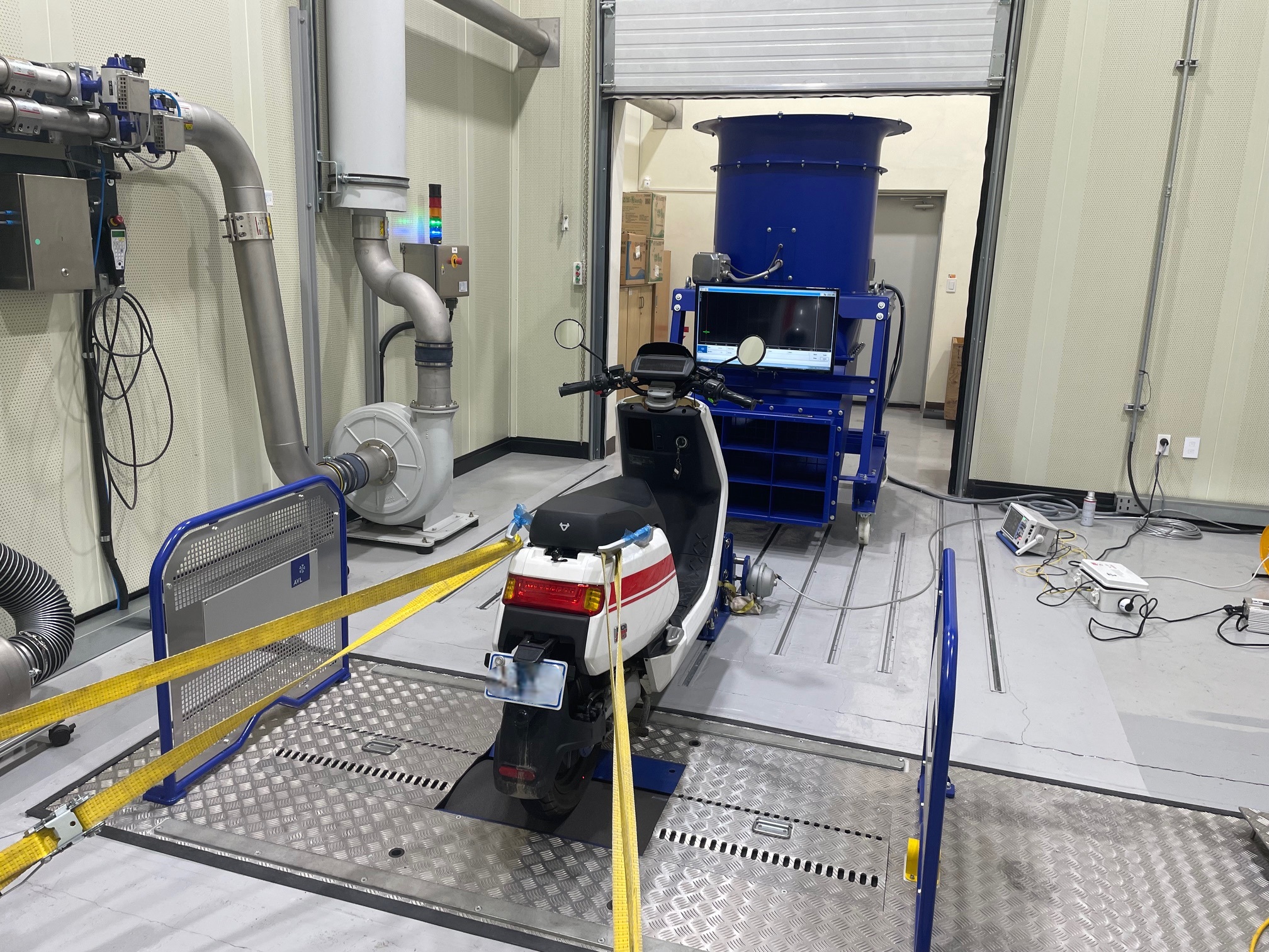 이륜차·초소형 전기차 시험실 (고도화) 이미지